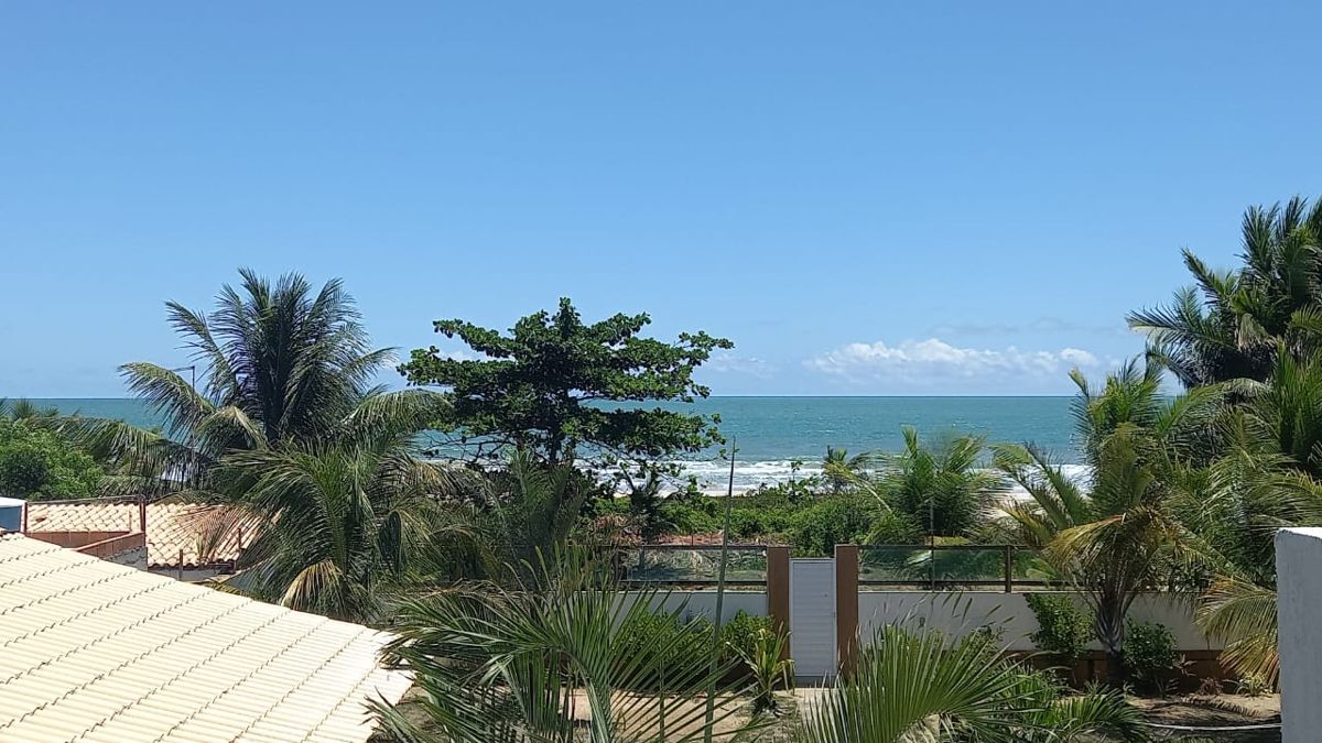 Vista para o mar da casa na Praia de Guaibim